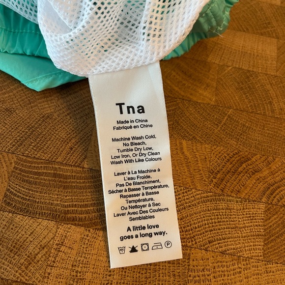 TNA Grand Isle Shorts - Large *tags on* - Picture 6 of 9